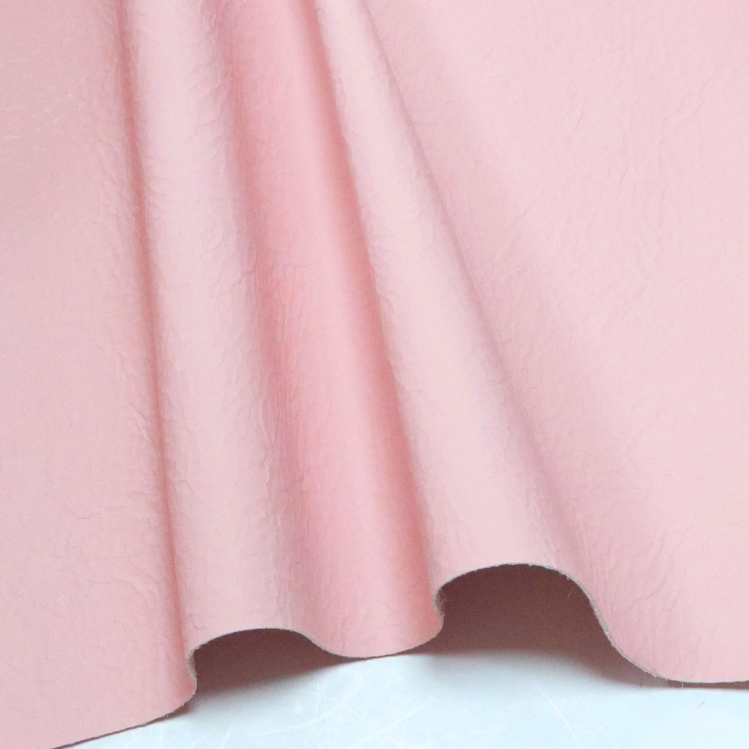 Microfiber corium pro calceis & saccis